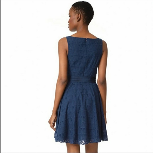 BB Dakota NWT Sz 8 Navy Eyelet Fit & Flare Dress - Picture 3 of 16